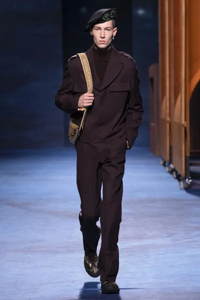 Look 6